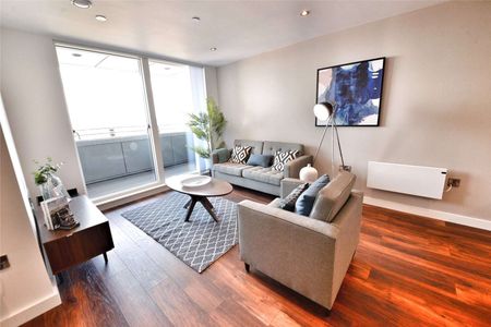 Fully Furnished Two Double Bedroom, Two Bathroom Apartment on the 6th floor of the popular One Regent Development. - Photo 5