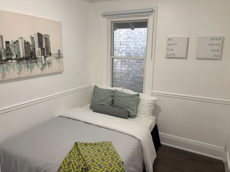 For Lease - 971 Avenue Road Unit# Upper, Toronto, Ontario - Photo 4