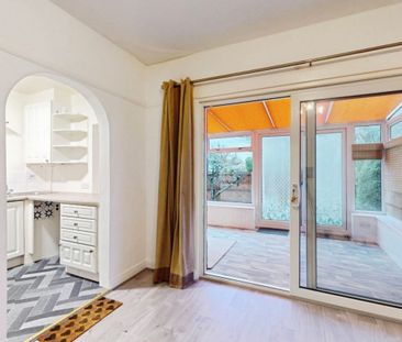 3 bedroom House To Let - Photo 4