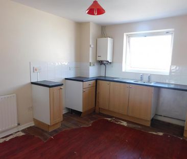 2 bedroom maisonette to rent - Photo 6