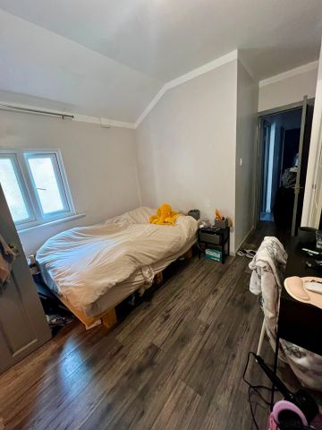 Room in a Shared House, Trundleys Road, SE8 - Photo 5