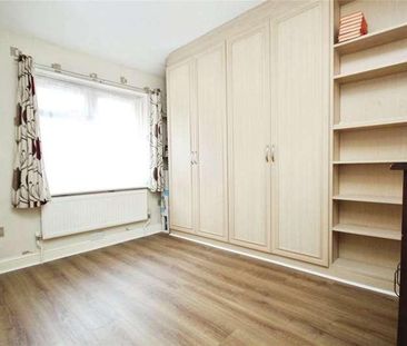 Cropparth Road, Dagenham, RM10 - Photo 6