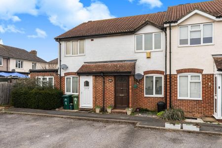 2 bedroom terraced house to rent - Photo 5