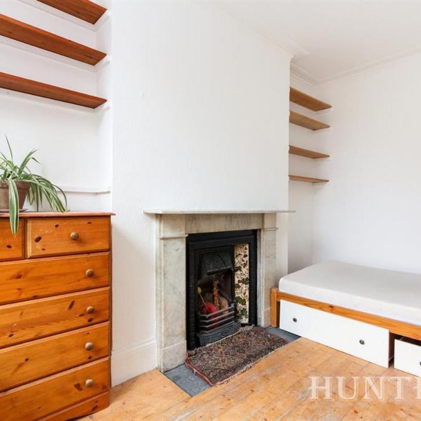 Benhill Road, SE5 7LZ - Photo 1