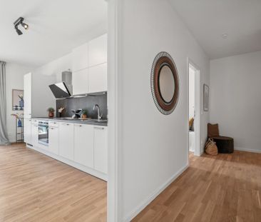 Elegantes Wohnen: 2-Zimmer-Wohnung mit moderner Einbauküche und Balkon - Photo 1
