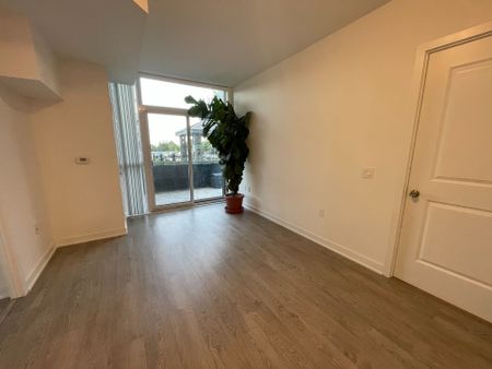 For Lease - 4677 Glen Erin Drive Unit# 105, Mississauga, Ontario - Photo 5