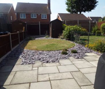 LANGDON HILLS, BASILDON - Photo 5