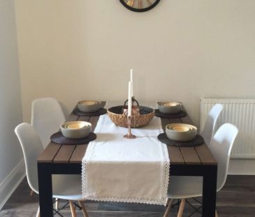 Spencer Street Unit 4 - Photo 2