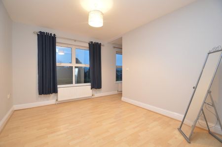 Apt 22 Grafton Court, Apt 22 Grafton Court 85 Kings Road, Belfast, BT5 7BU - Photo 4