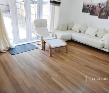 4 bedroom house to rent Colby Street, Southampton, SO16 - Photo 2