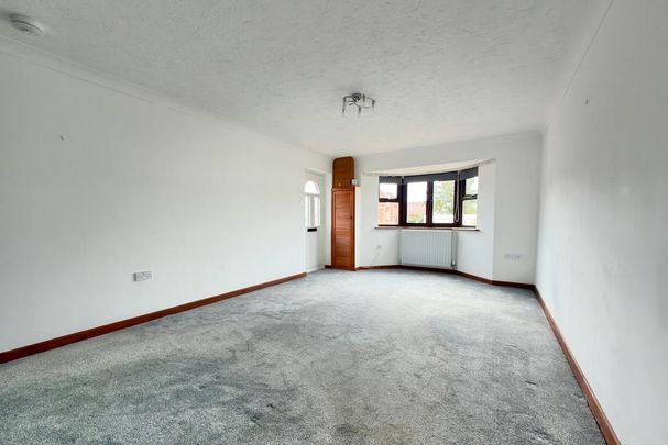 2 bedroom end of terrace house to rent - Photo 1