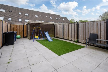 Te huur: Huis Erik Satiestraat in Almere - Photo 2