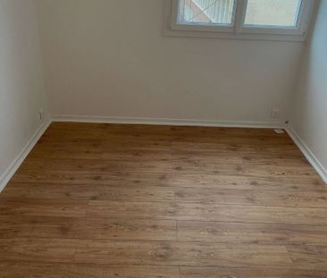 Location Appartement 4 pièces 61m² - Photo 2