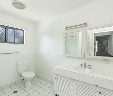 29 Renecol Avenue, Rasmussen QLD 4815 - House For Rent | Domain - Photo 4