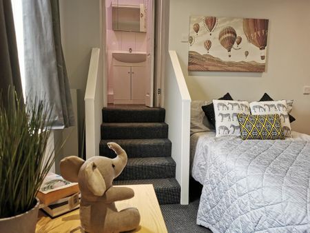 1 bedroom in a house share to rent - Photo 3