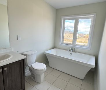 For Lease - 19 Shrubsall Street, Cambridge, Ontario - Photo 2