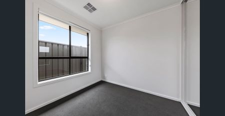 Stunning Newly Built Family Home- Be the First to Move In! - Photo 2