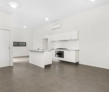 8C Schofield Street, Essendon. - Photo 5