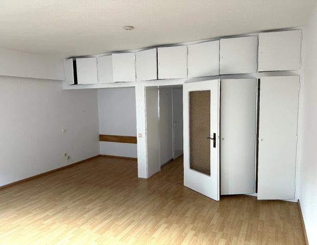 Düsseldorf-Oberbilk: 1-Zimmer-Wohnung mit Balkon! - Foto 1