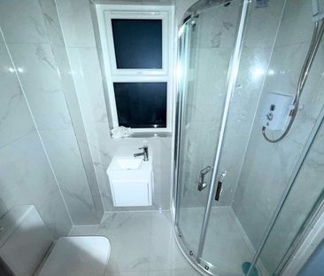 Studio Flat, Stirling Road, HA3 - Photo 4