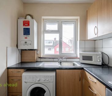 2 bedroom apartment to rent - Photo 6