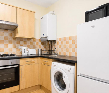 1 bedroom private hall to rent - Photo 4