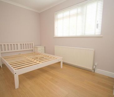 2 bedroom semi-detached house to rent - Photo 3