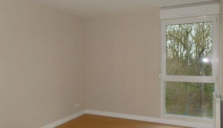 Appartement 3 pièces 66m2 REIMS 960 euros - Photo 2