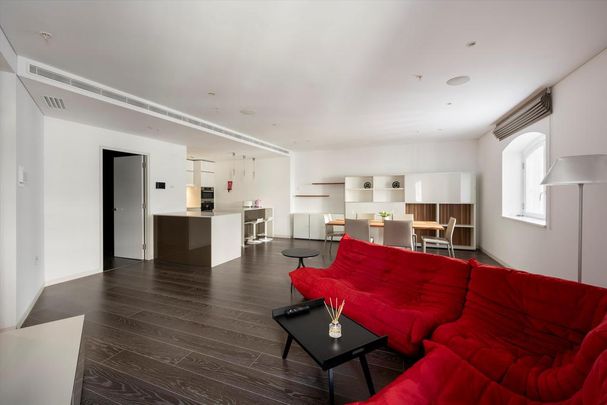 3 bedroom flat to rent - Photo 1