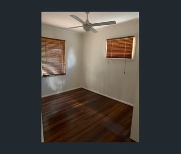 Spacious & Comfortable Family Home in Convenient Location - Photo 4