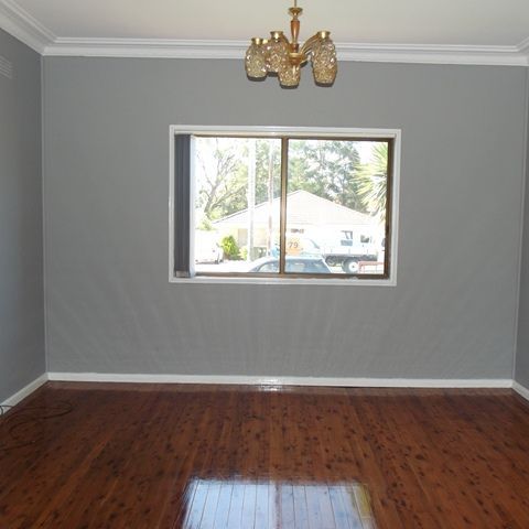 Affordable 3 Bed Home in Oak Flats - Photo 1