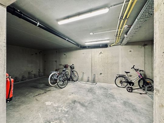 Centraal gelegen appartement te Antwerpen - Photo 1
