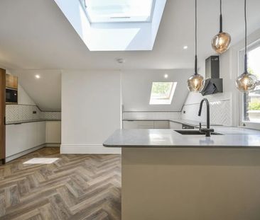 2 Bed Maisonette, Hilmarton Road, N7 - Photo 2
