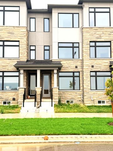 For Lease - 147 Berczy Green Drive, Markham, Ontario - Photo 4
