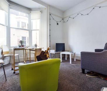 4 bedroom apartment to rent - Photo 1