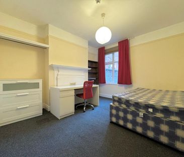 1 bedroom in a house share to rent - Photo 6