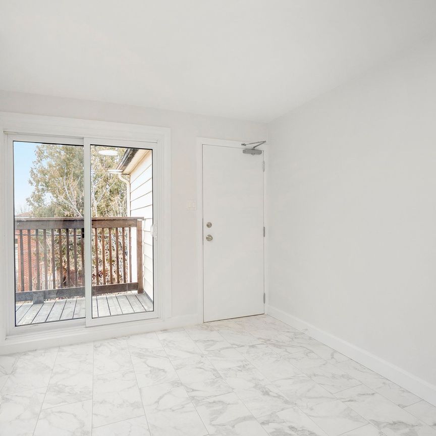 For Lease - 484 Queen Mary Street Unit# 6, Overbrook - Castleheights and Area, Ontario - Photo 1