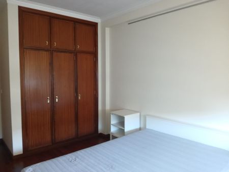 Apartamento T2 no Centro da Senhora da Hora em Matosinhos - Photo 5