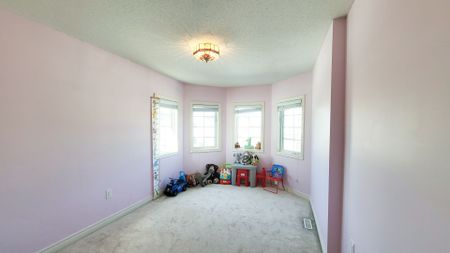 For Lease - 115 Atherton Avenue, Ajax, Ontario - Photo 4