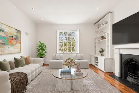 3 bedroom flat to rent - Photo 3