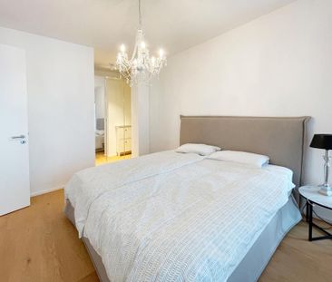 Exklusive Zwei-Zimmer-Wohnung mit Lift und Balkon -möblierte - Photo 5