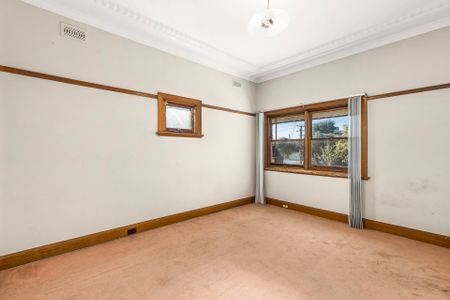 Spacious and Convenient Living in a Quiet Brunswick West Location - Photo 2