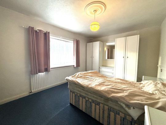 3 bedroom semi-detached house to rent - Photo 1