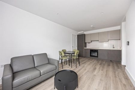 1 bedroom flat to rent - Photo 2