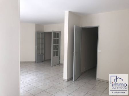 Location appartement 4 pièces 79.61 m² à Évry (91000) - Photo 2