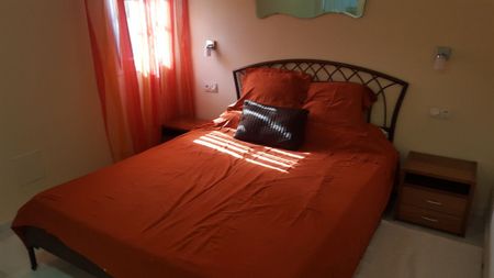 Casa o chalet de alquiler en De Los Jazmines-nva Andal, 356, Nueva Andalucía centro - Photo 2