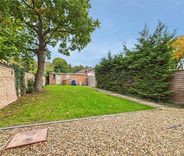 Keble Way, Owlsmoor, Sandhurst, Berkshire, GU47 - Photo 3