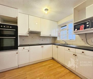 3 bedroom end of terrace house to rent - Photo 1