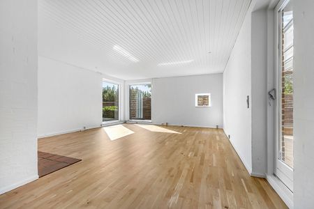 Eksklusivt rækkehus med udsigt over Øresund - Photo 3