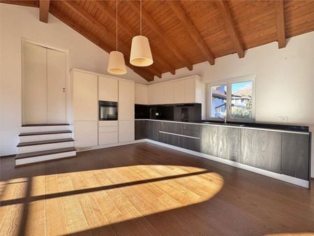 Pura – Bright 5.5-room duplex apartment with attic - Photo 4